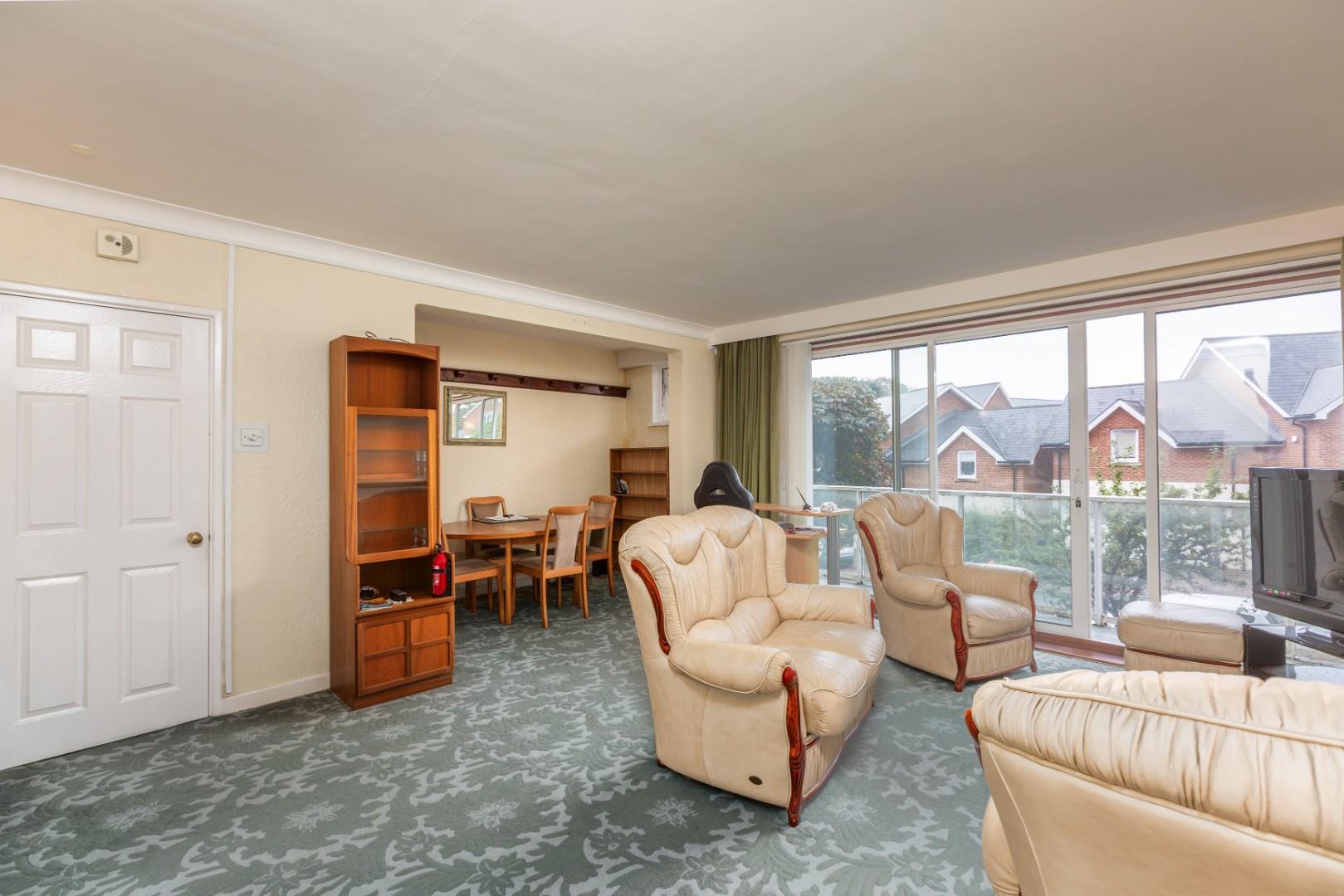 Brynfield Court, Langland, Swansea, SA3 4TF
